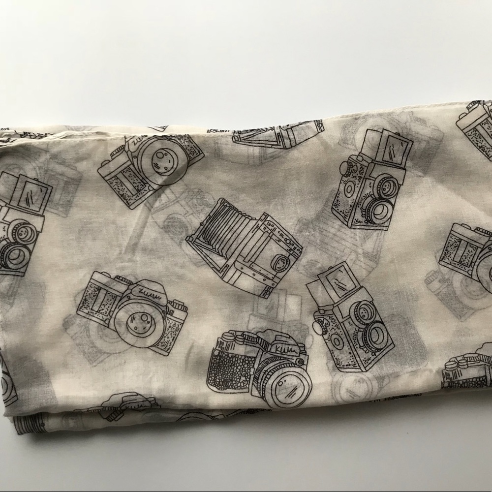 NEW Camera Scarf